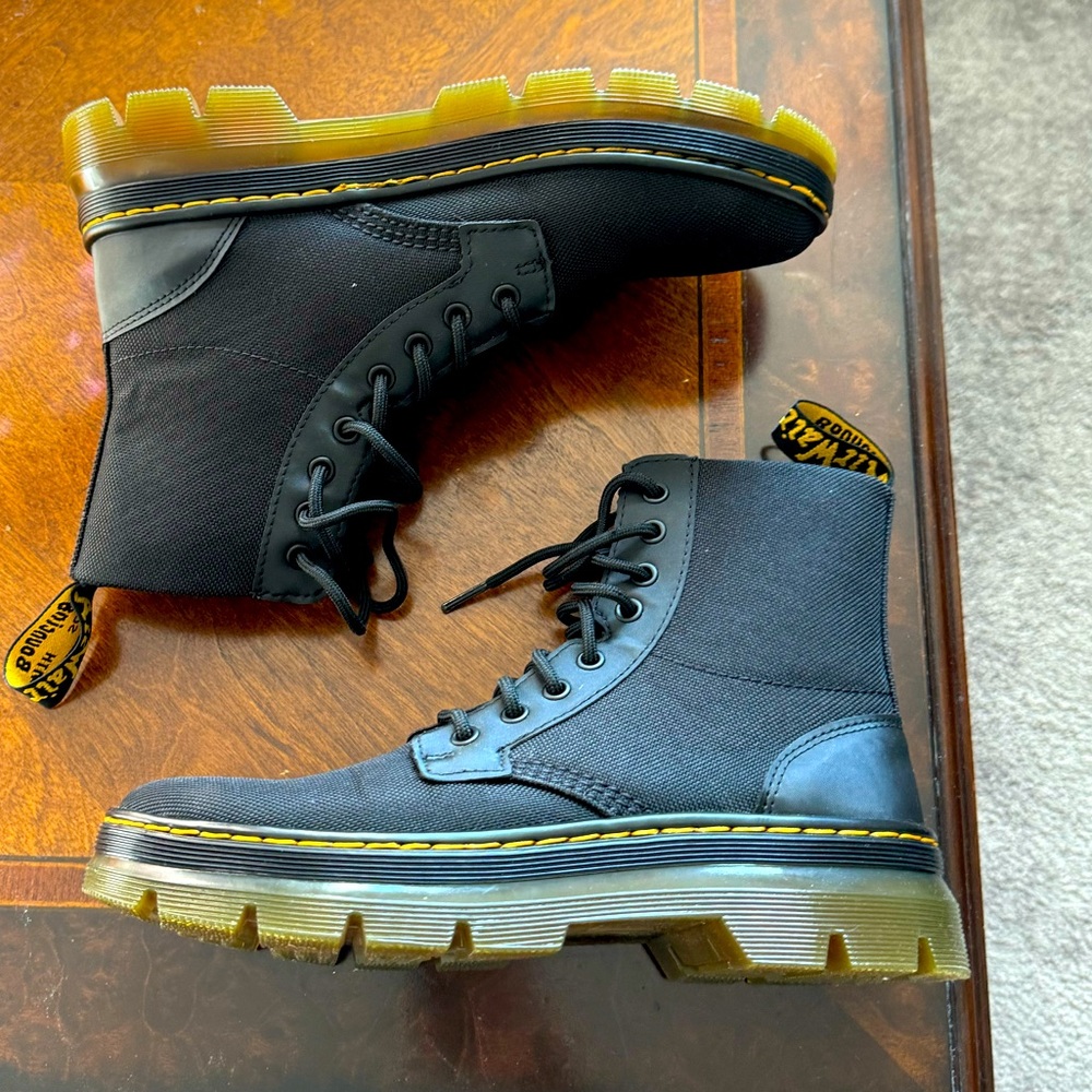 NEW Dr. Martens' COMBS POLY CASUAL BOOTS